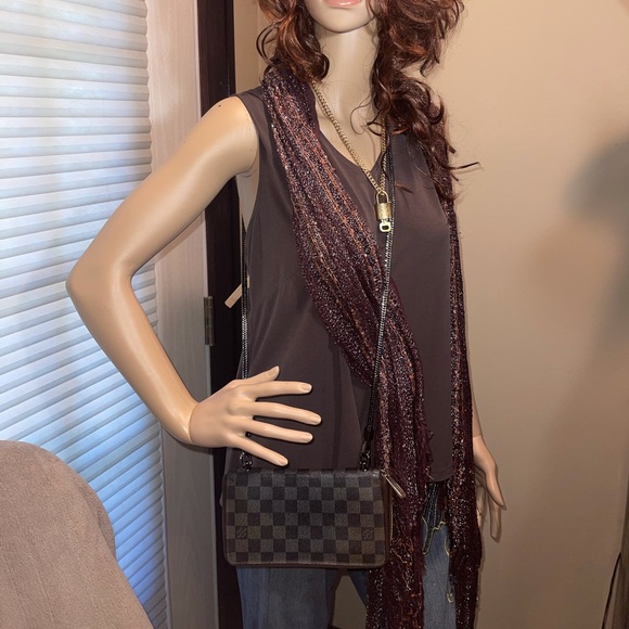 Sold! Authenticated Louis Vuitton Damier wallet - Picture 8 of 10